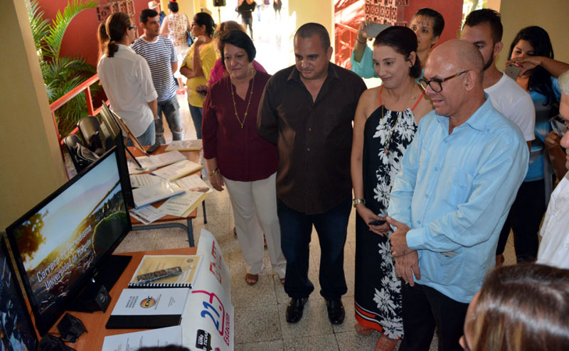 UHO aniversario expoferia 5