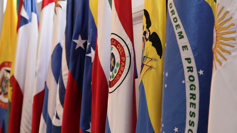 cumbre de las americas band