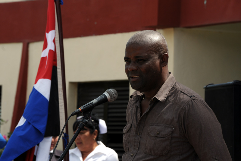 Ernesto Poll Santivé Delegadodirectoo MININT