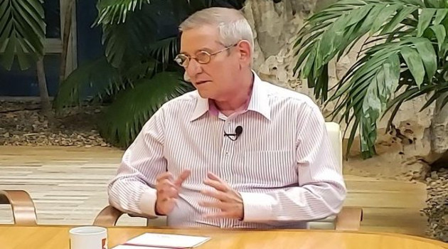 Hector Oroza Busutil, president of CIMEX Corporation. cimex mesa comercio