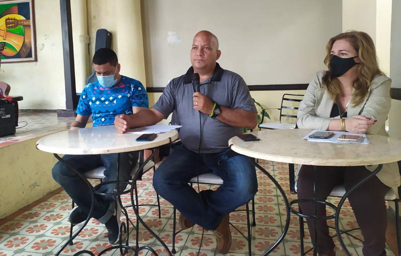 Carlos Lam, director de la Egrem en la provincia. Foto de la autora BuenaFe concierto Hg 02