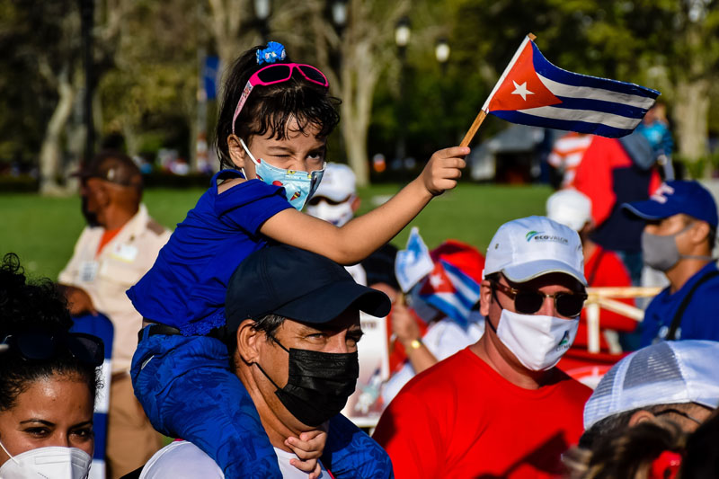Pequeños protagonistas del Primero de Mayo en Holguín