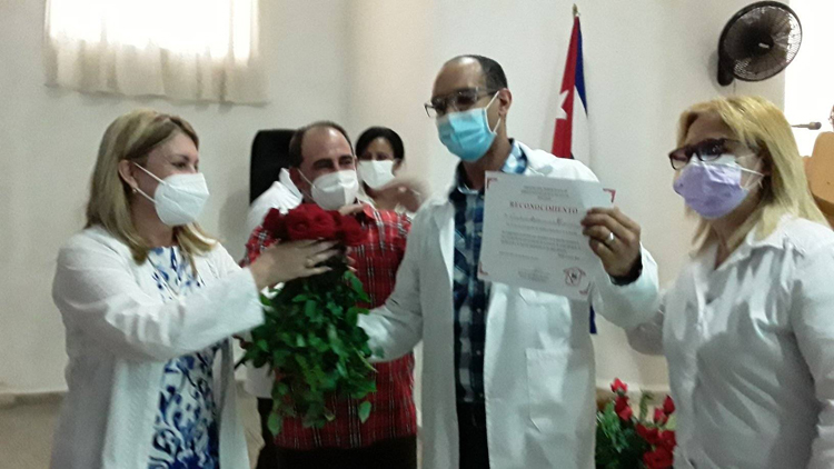 medicos enfermeras1