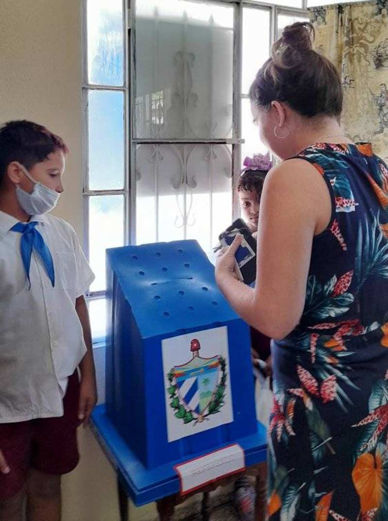 Foto de la autora Código oportunidades HCS 3