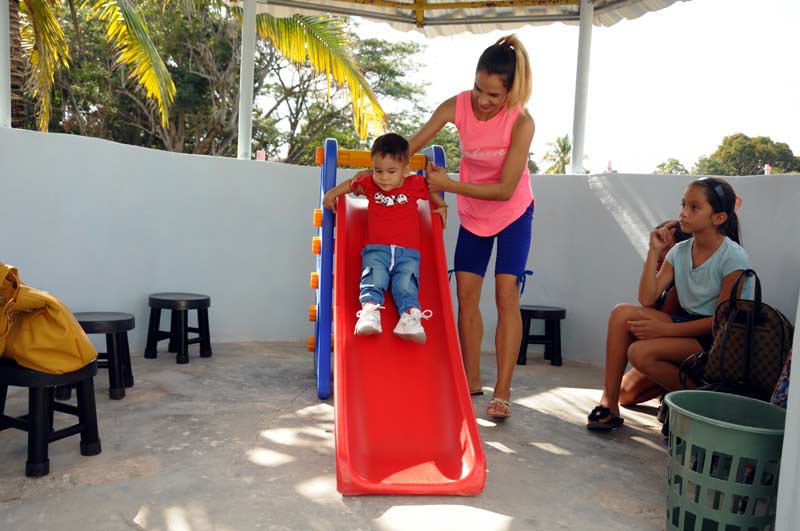 Ministra Comercio Casita Infaltil ELA 4