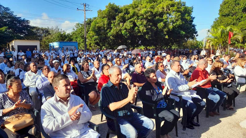 Emotivo acto celebrado en Banes por Aniversario 39 del Programa del Médico y la Enfermera de la Familia. Programa Médico Familia 3
