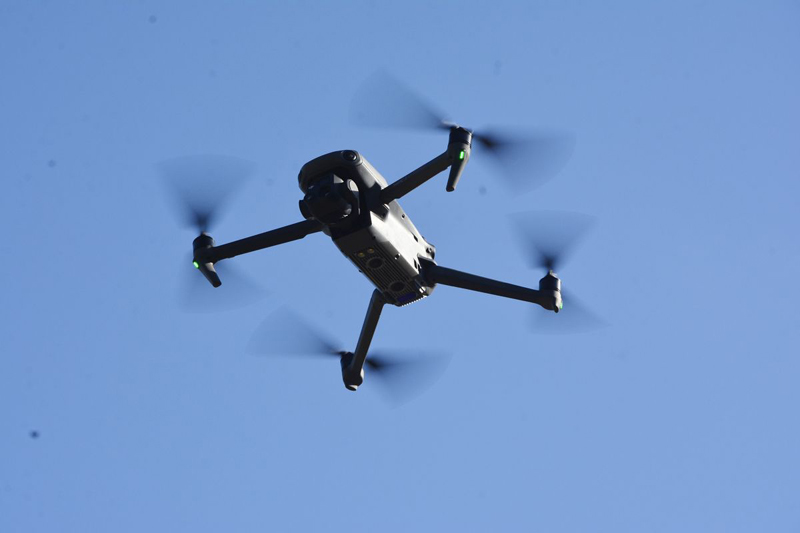Foto 10 Dron